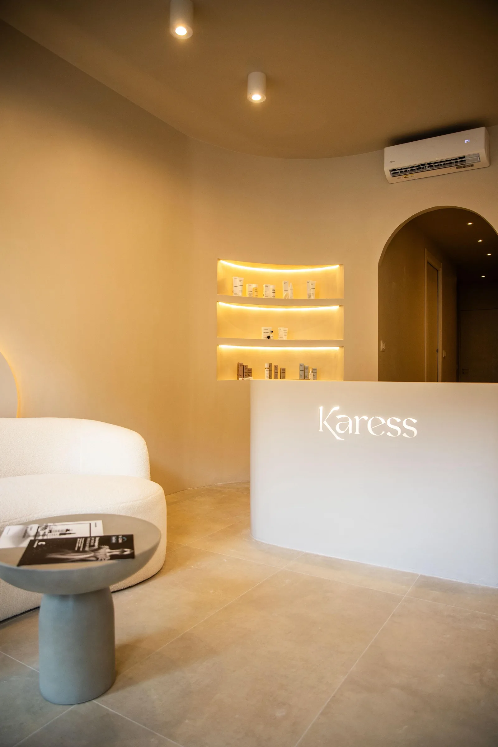 BEAUTY CENTER — fb644225-5d5e-4aae-a4fd-43532efe552a
