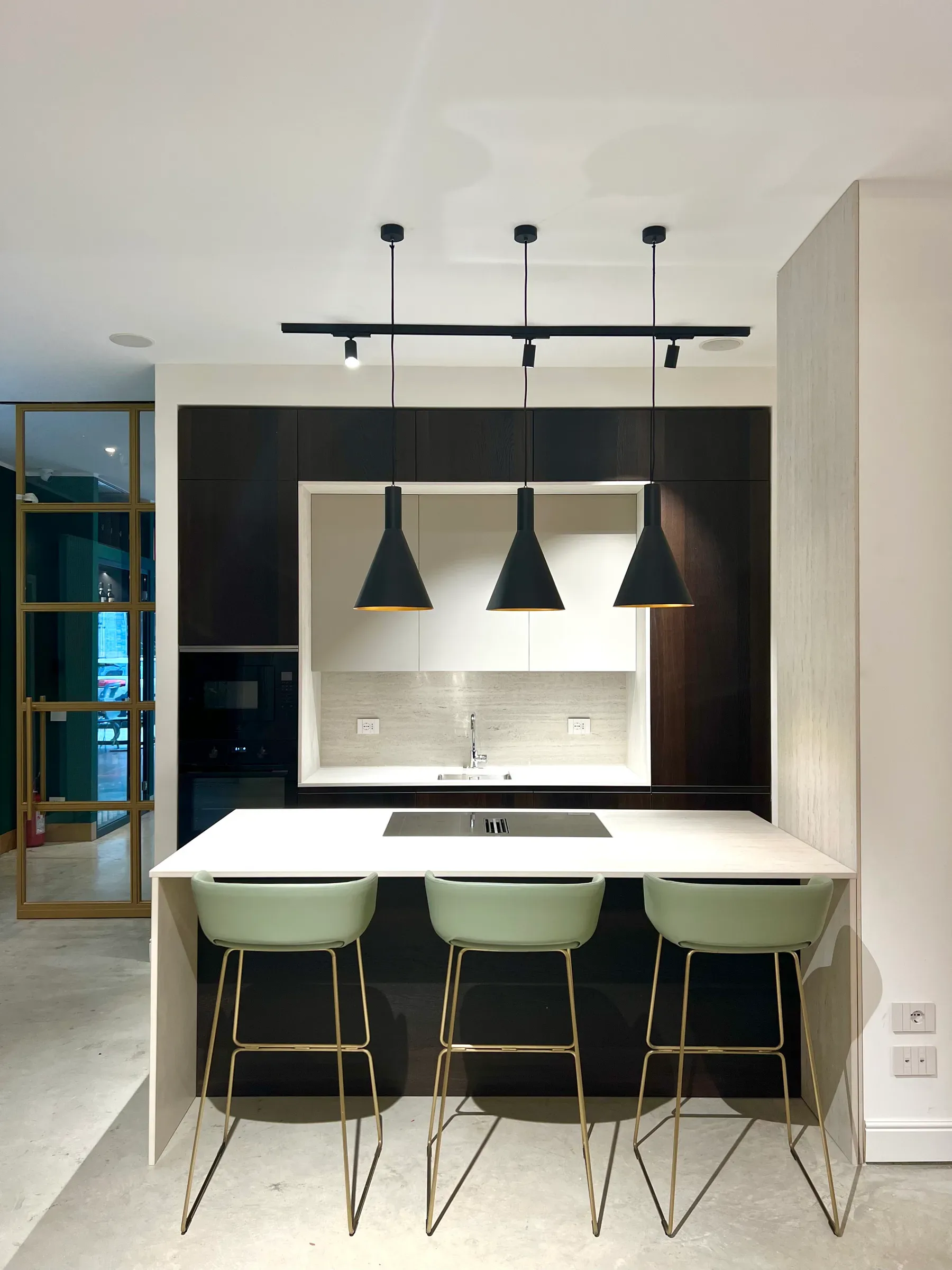 SHOWROOM QUALIS — IMG_3867 2